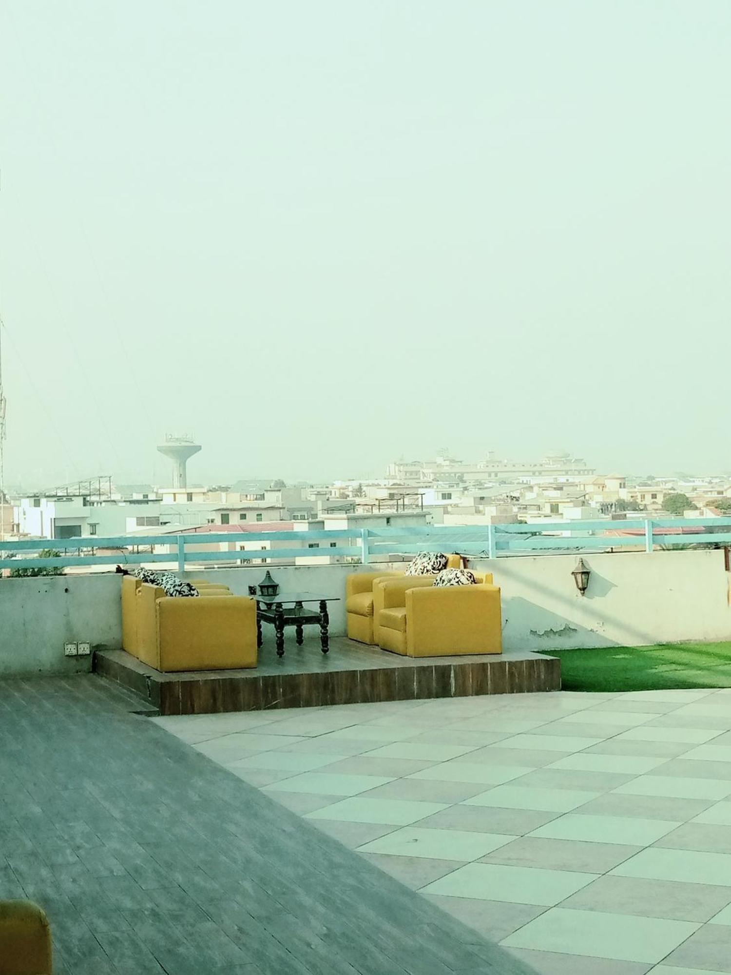 Comfortable Rental Apartments In Bahria Town 拉瓦尔品第 外观 照片