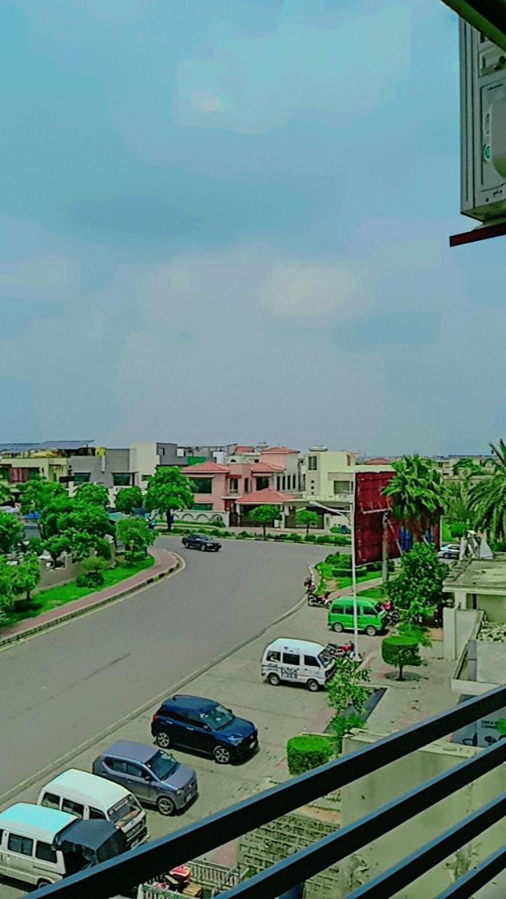 Comfortable Rental Apartments In Bahria Town 拉瓦尔品第 客房 照片